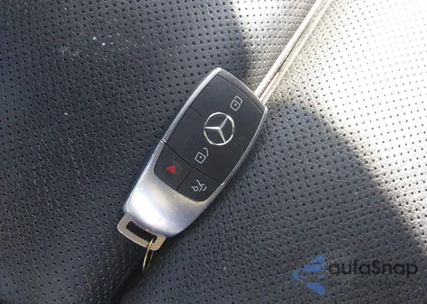 2021 Mercedes-Benz Gla 250 z USA, uszkodzony, nr VIN W1N4N4GB5MJ220955